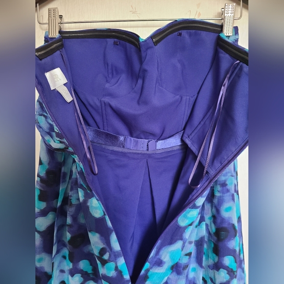 100% silk, BR strapless dress 👗, size 0 - Picture 4 of 10